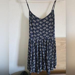 Girls spring dress.